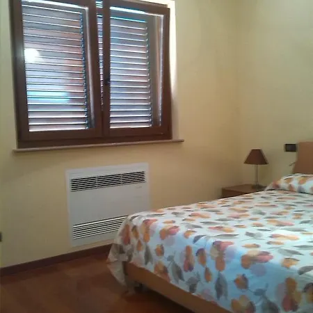 Azzurra Holiday